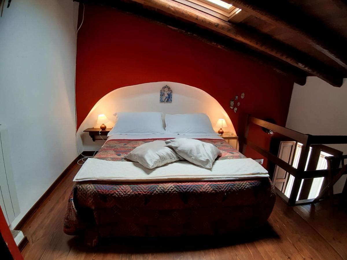 La Casa Del Pittore Di Petralia ペトラリーア・ソプラーナ エクステリア 写真