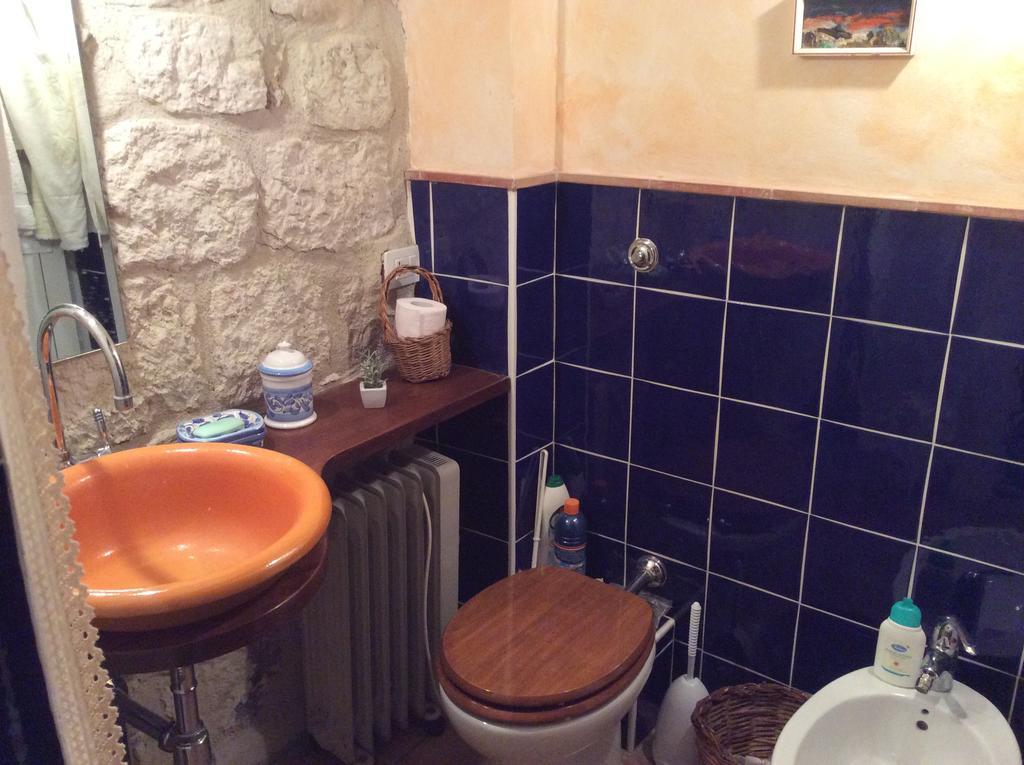 La Casa Del Pittore Di Petralia ペトラリーア・ソプラーナ 部屋 写真