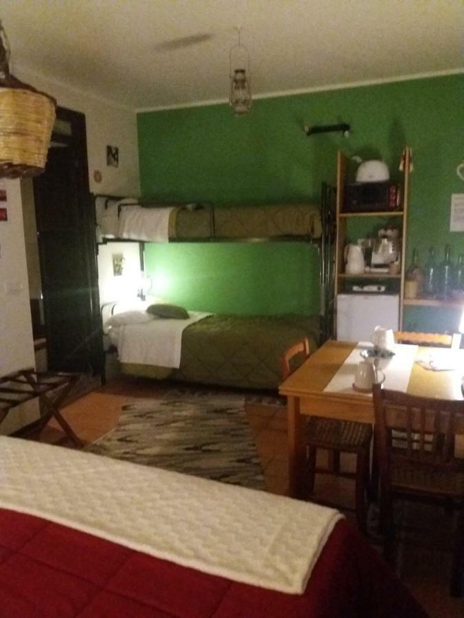 La Casa Del Pittore Di Petralia ペトラリーア・ソプラーナ エクステリア 写真